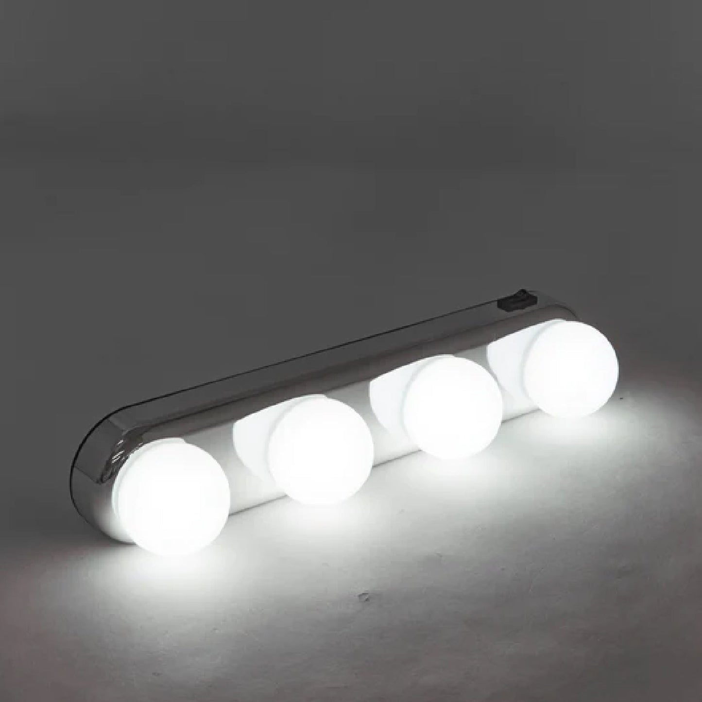 6189A Glow Make Up Light Portable Cosmetic Kit Battery Powered Mirror Lighting Super Bright DeoDap